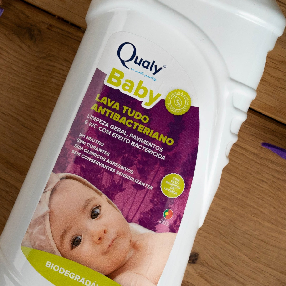 Detergente Lava-Tudo Antibacteriano, 1L Qualybaby