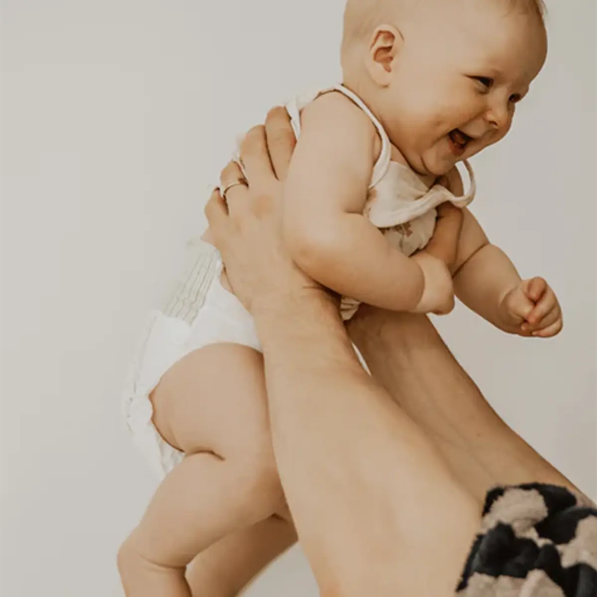 Fralda-cueca Walkers Tam. 6 (12-20kg) - 36 unidades Muumi Baby
